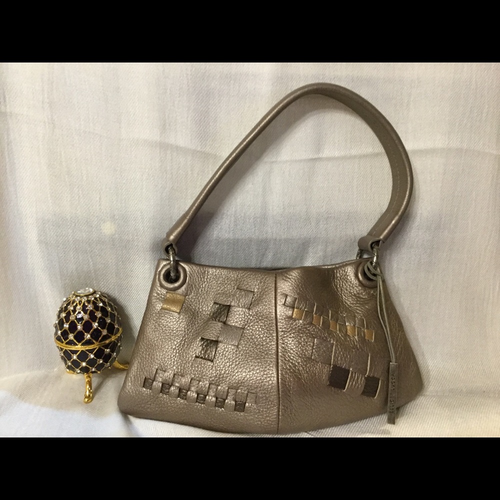 Perfect day night woven leather bag in 3 metallic tones